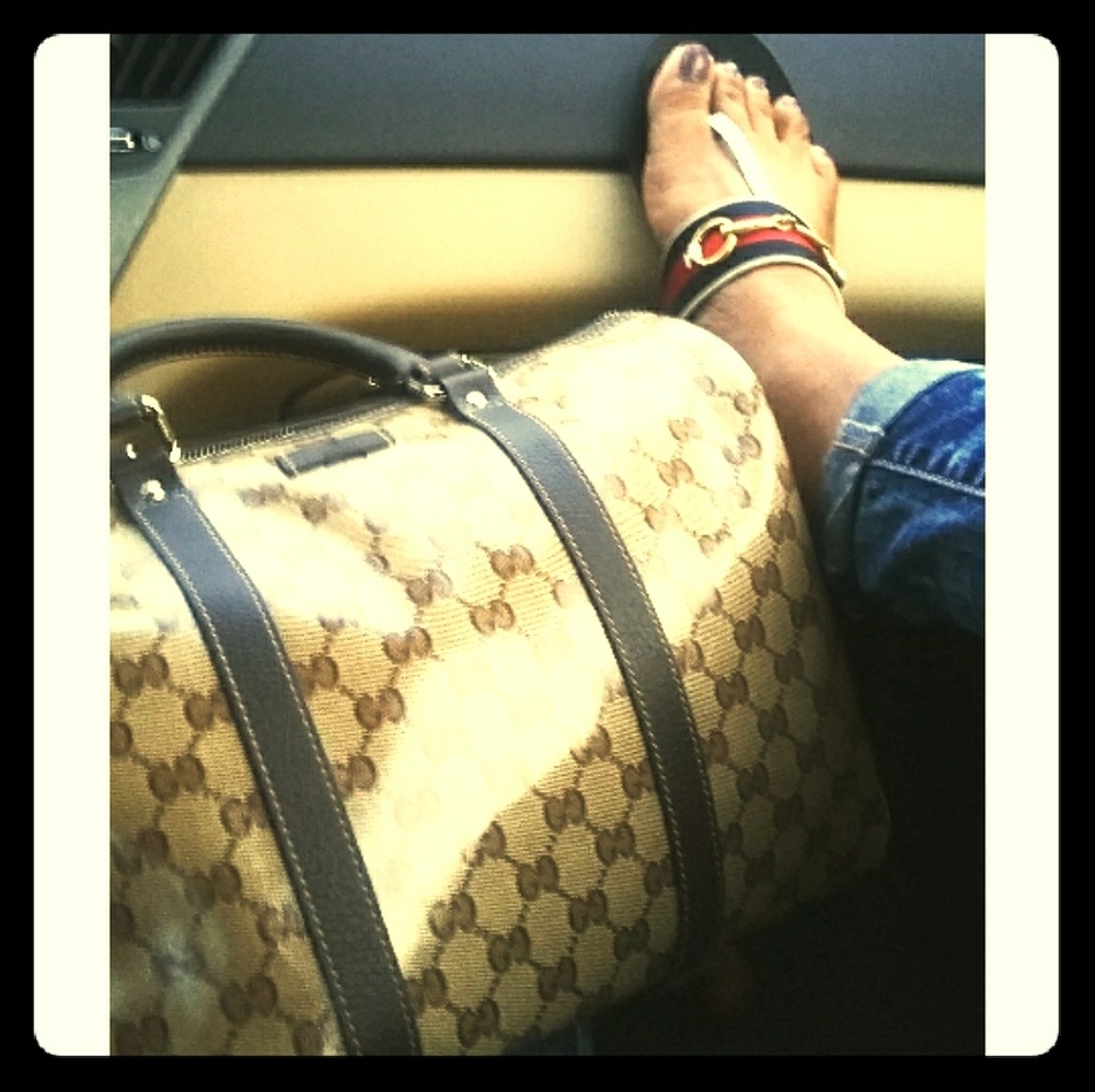 Meet your Posher, Donya